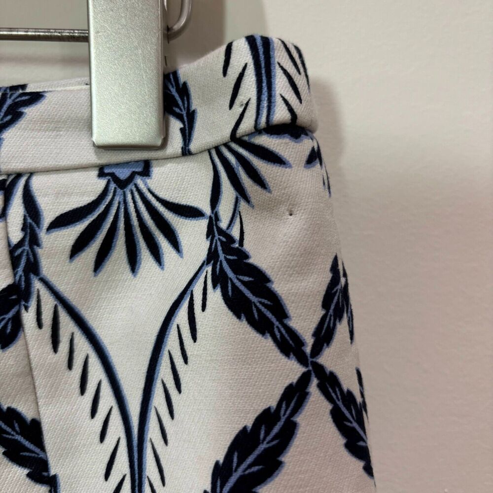 J Crew Floral Navy White Floral Mini Pencil Skirt Sz 6 Career Office Feminine - Picture 10 of 10